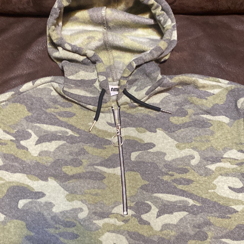 Crop hoodie - Picture 2 of 3